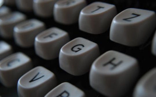 Máquina de Escrever (Typewriter) 2013. Curatorial Programme